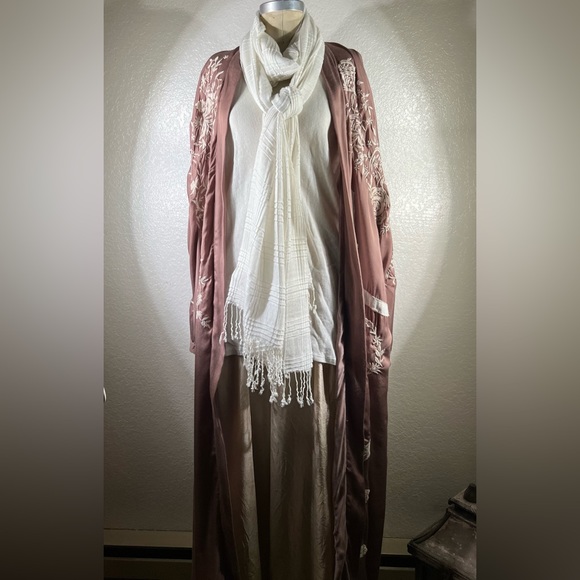 Magnolia Pearl Madonna Kimono OS NWT - Picture 10 of 10